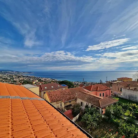 - Panoramic Terrace With Sea View * Σαν Ρέμο
